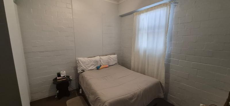 To Let 1 Bedroom Property for Rent in Wynberg Western Cape